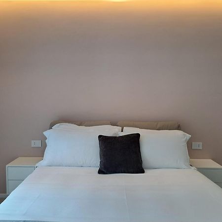 Lario Suite Apartments By Quokka 360 - With Parking Next To Como City エクステリア 写真