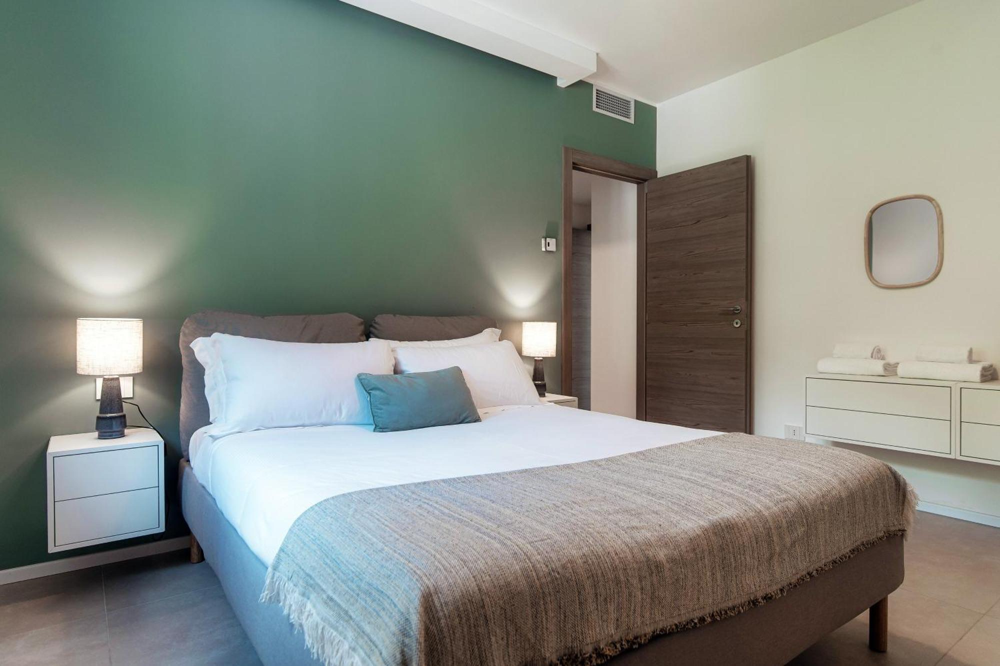 Lario Suite Apartments By Quokka 360 - With Parking Next To Como City エクステリア 写真