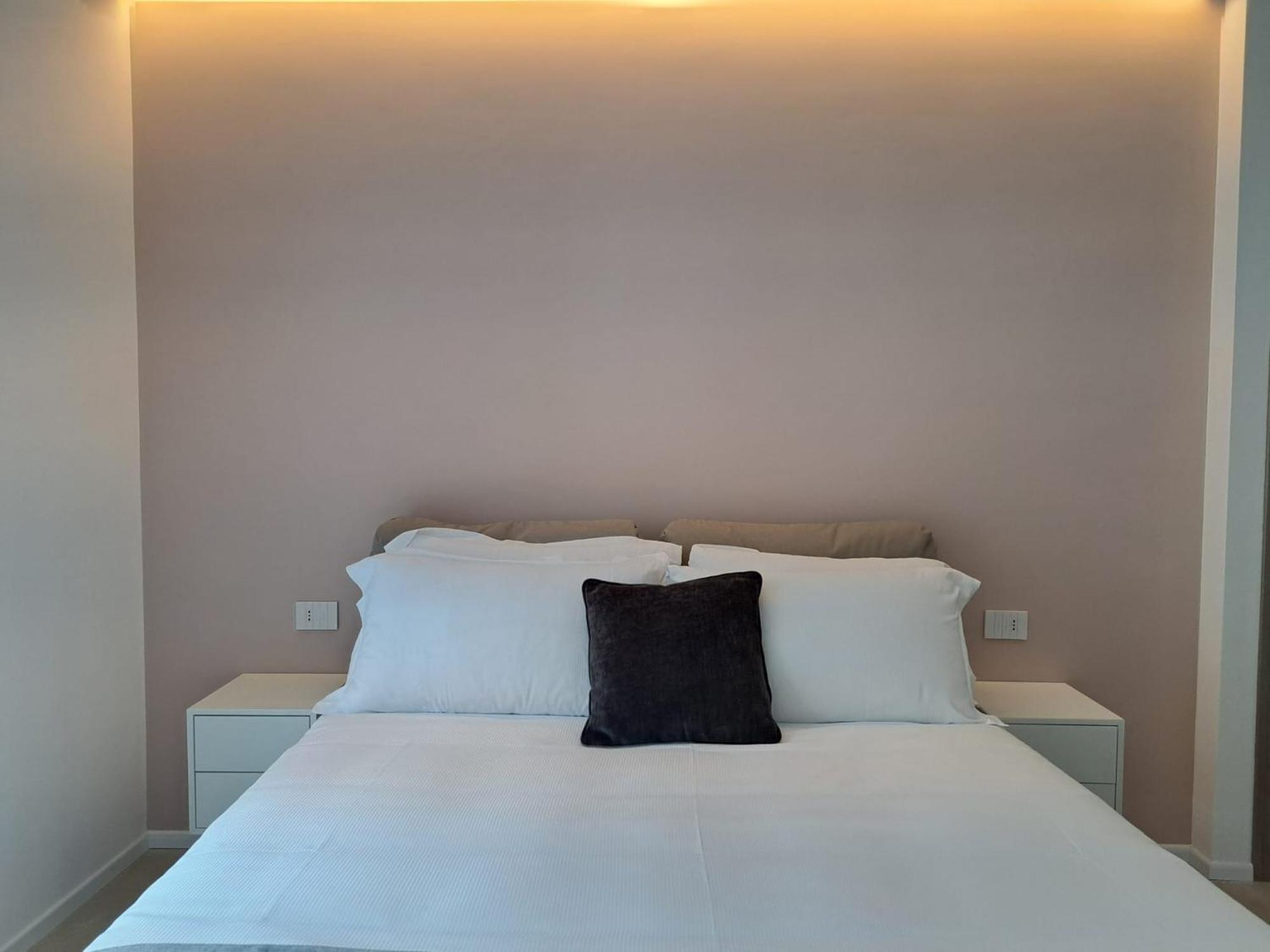Lario Suite Apartments By Quokka 360 - With Parking Next To Como City エクステリア 写真