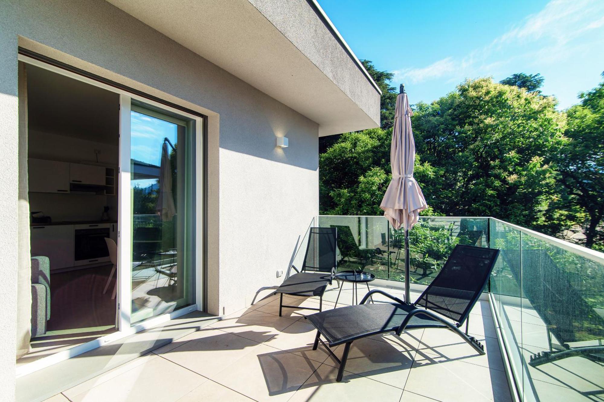 Lario Suite Apartments By Quokka 360 - With Parking Next To Como City エクステリア 写真