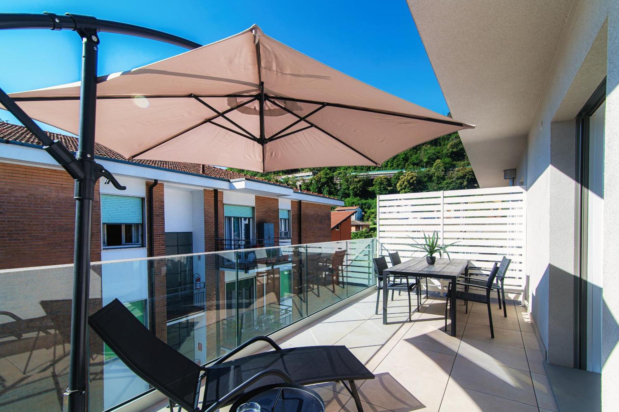 Lario Suite Apartments By Quokka 360 - With Parking Next To Como City エクステリア 写真