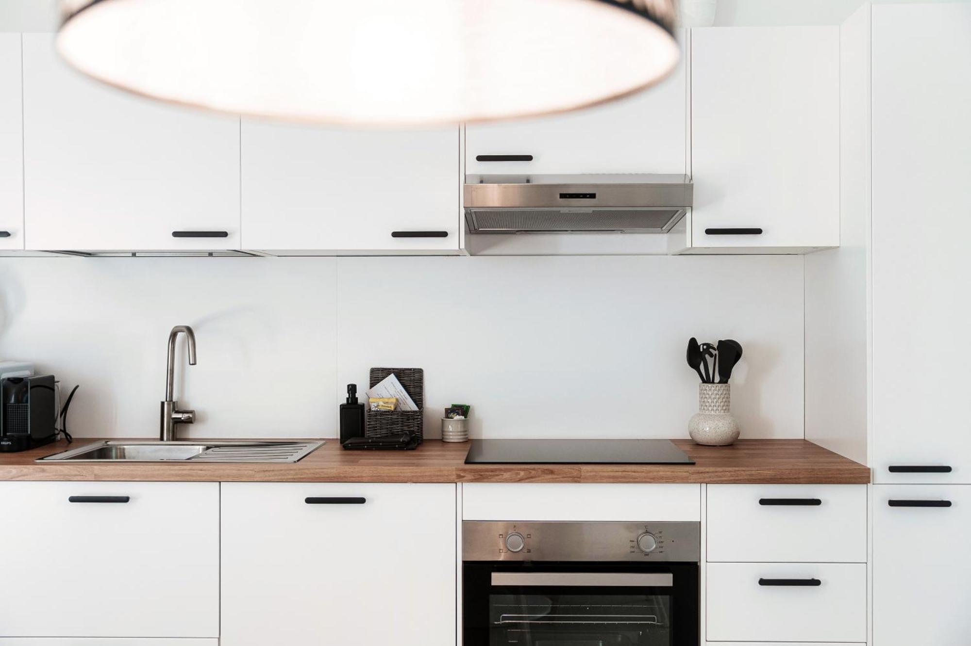Lario Suite Apartments By Quokka 360 - With Parking Next To Como City エクステリア 写真