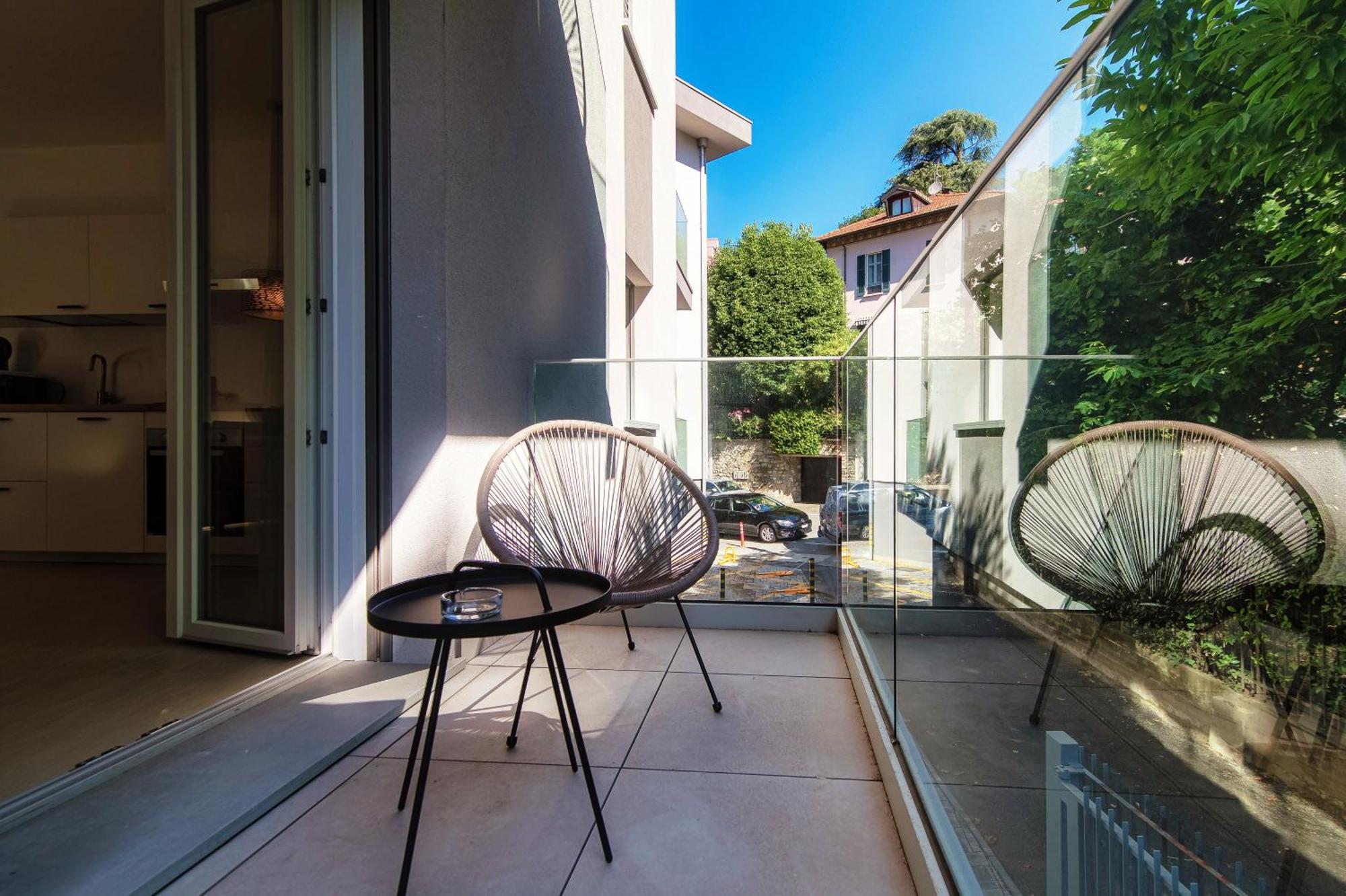 Lario Suite Apartments By Quokka 360 - With Parking Next To Como City エクステリア 写真