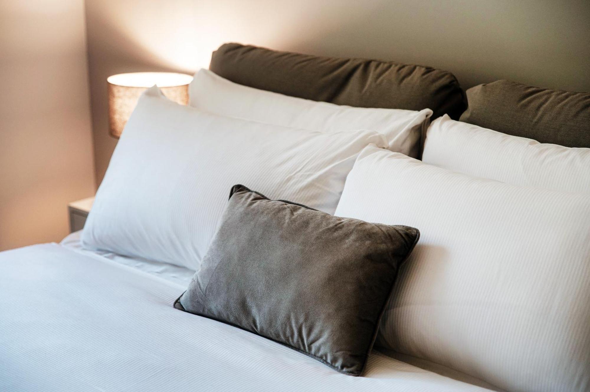 Lario Suite Apartments By Quokka 360 - With Parking Next To Como City エクステリア 写真