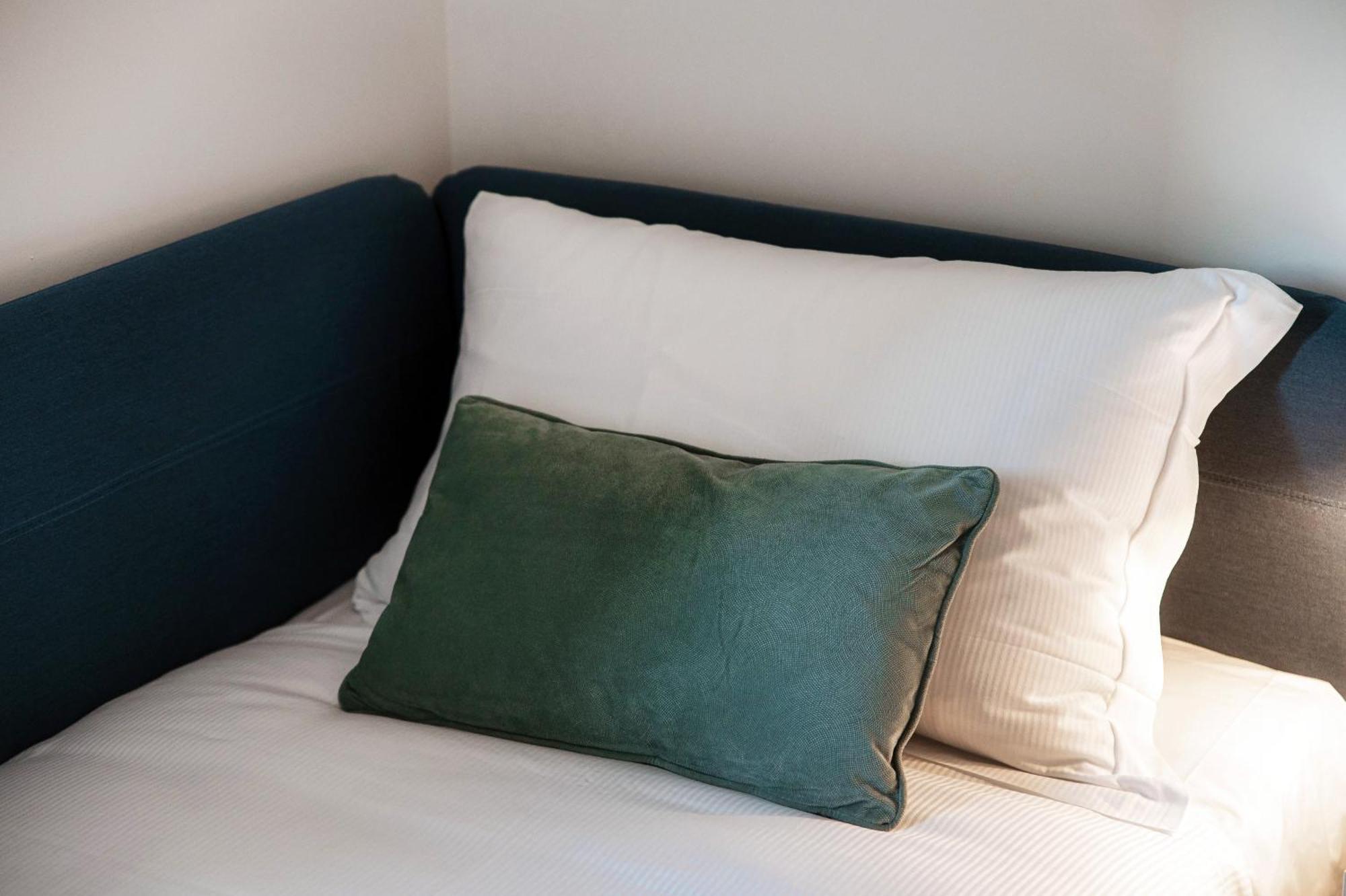 Lario Suite Apartments By Quokka 360 - With Parking Next To Como City エクステリア 写真
