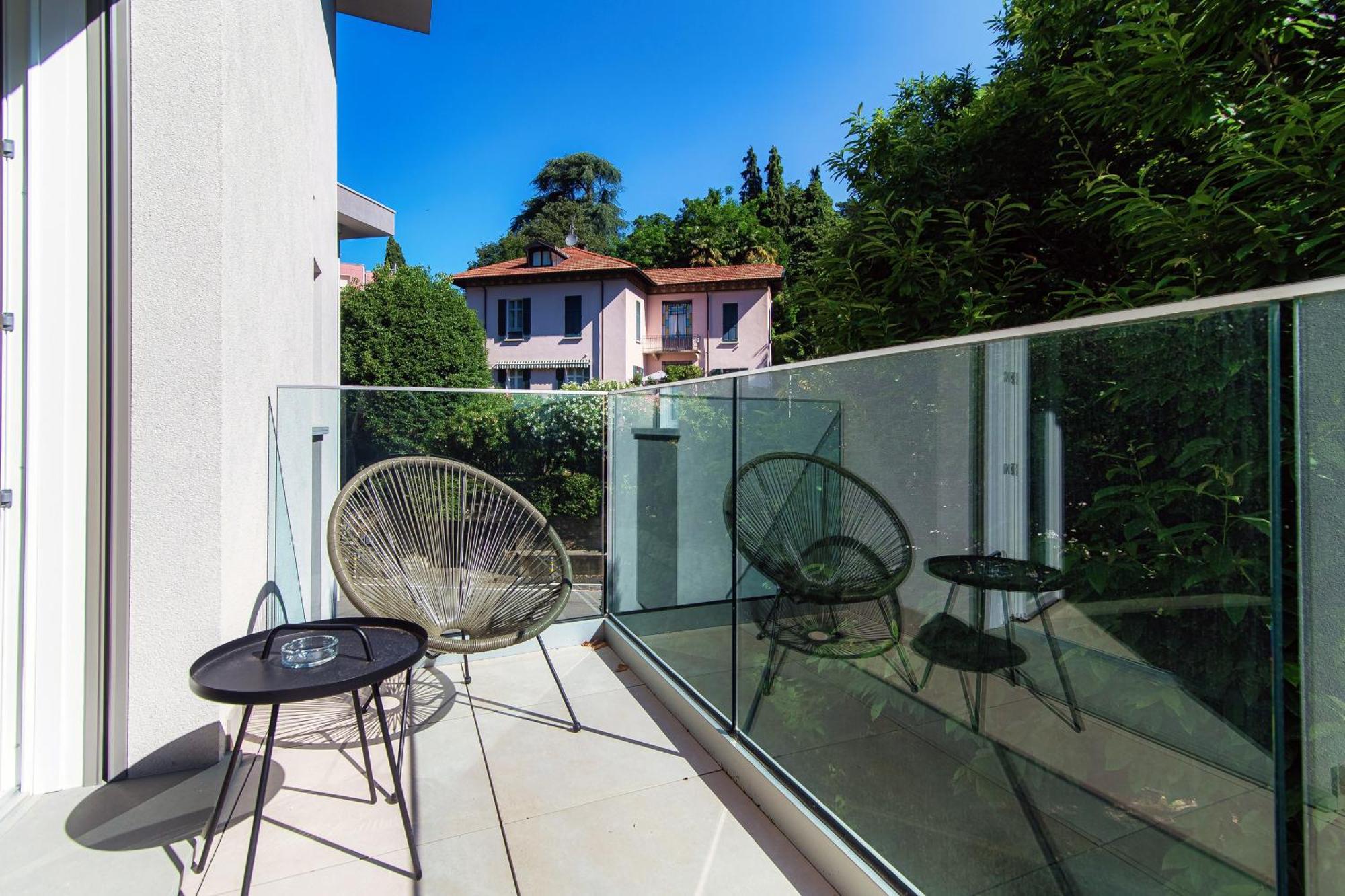 Lario Suite Apartments By Quokka 360 - With Parking Next To Como City エクステリア 写真