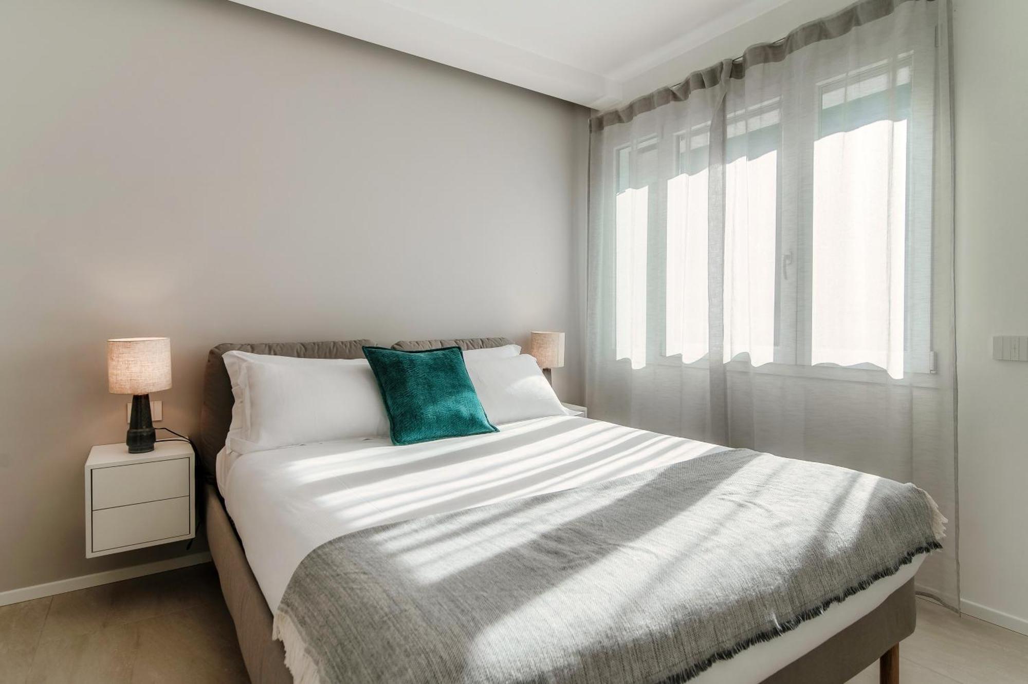 Lario Suite Apartments By Quokka 360 - With Parking Next To Como City エクステリア 写真