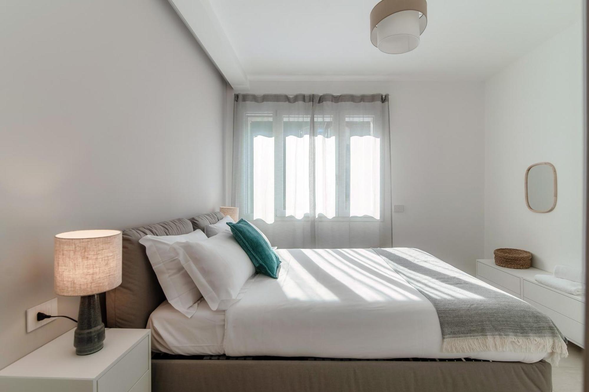 Lario Suite Apartments By Quokka 360 - With Parking Next To Como City エクステリア 写真